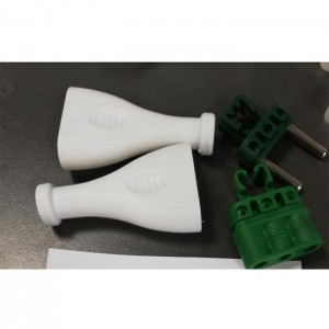 Il servizio di stampaggio ad iniezione di plastica della spina dello stampo ad iniezione di precisione ABS inietta
